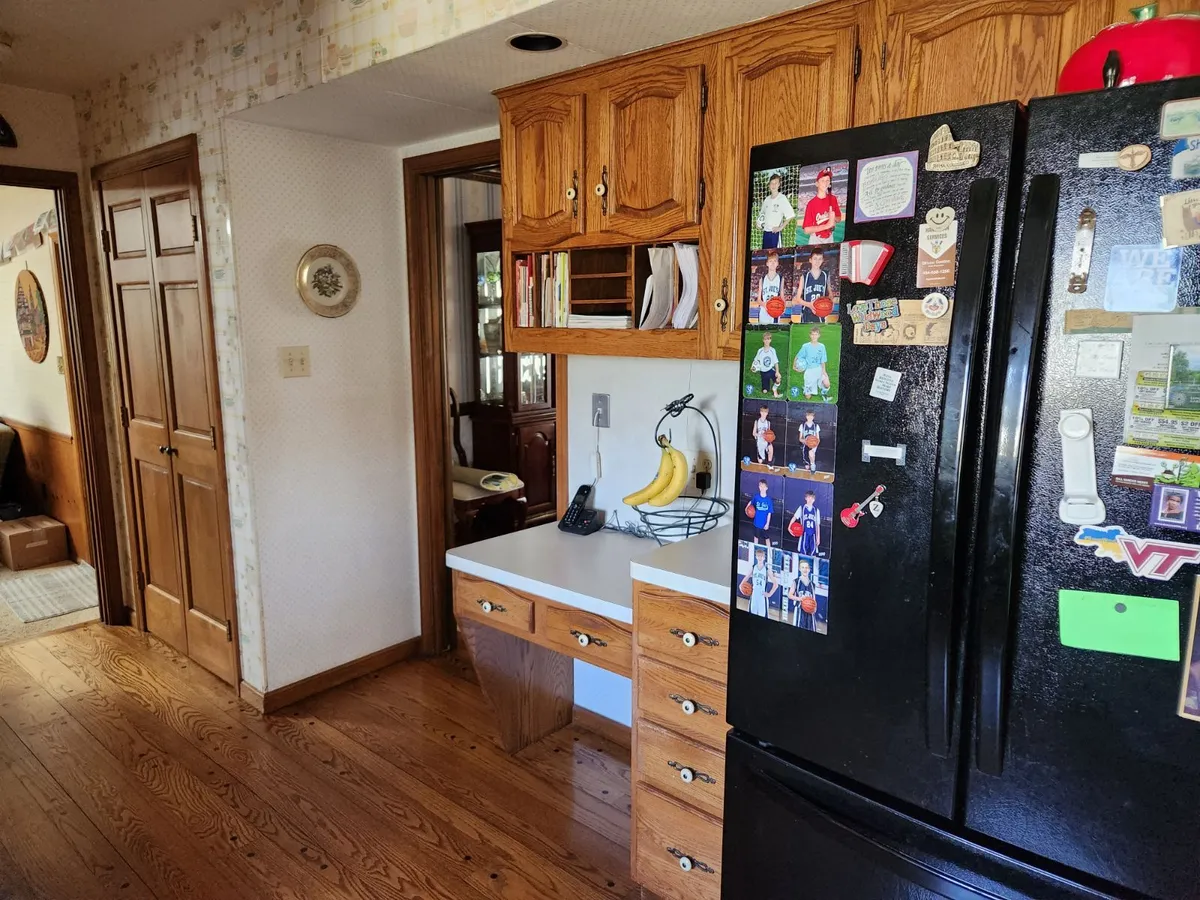 From oak and wallpaper to sage and stone — before Mac Kitchens' remodel